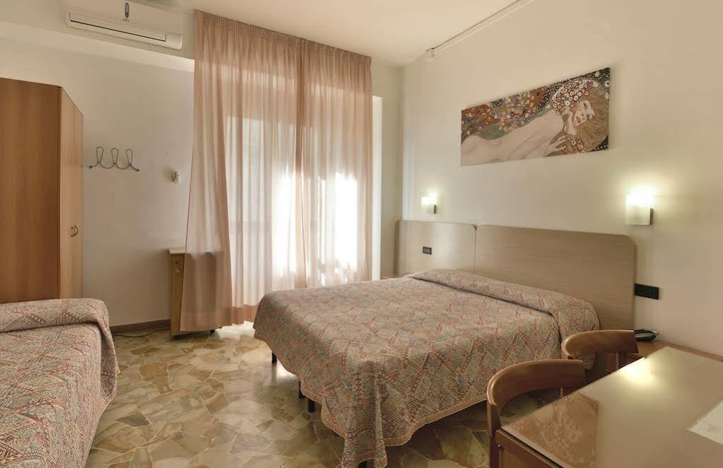 Hotel Careggi Флоренция Екстериор снимка